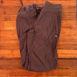 Studio Pant Jogger - Size 6.